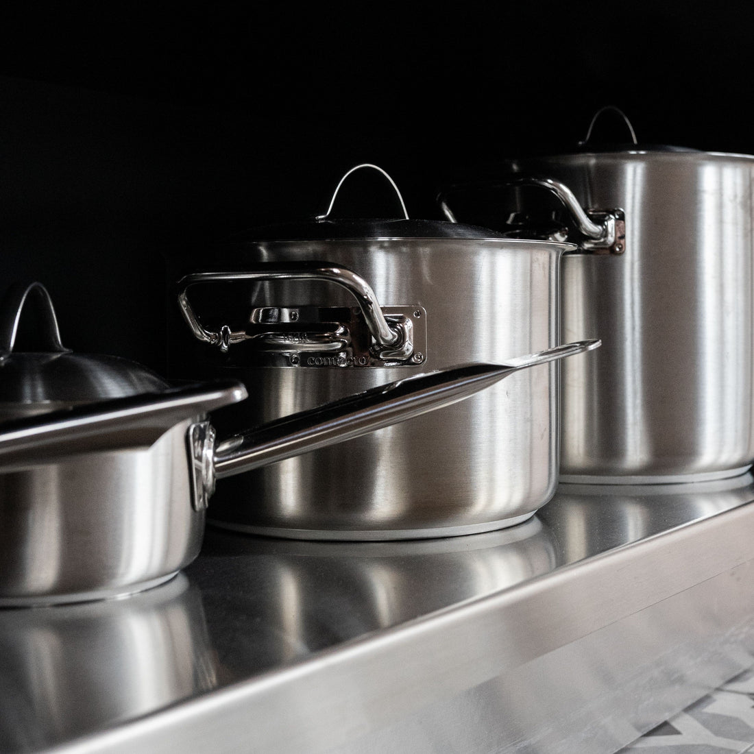 Stainless Steel vs Non-Stick vs Tri-Ply: Which One Actually Suits Indian Cooking?