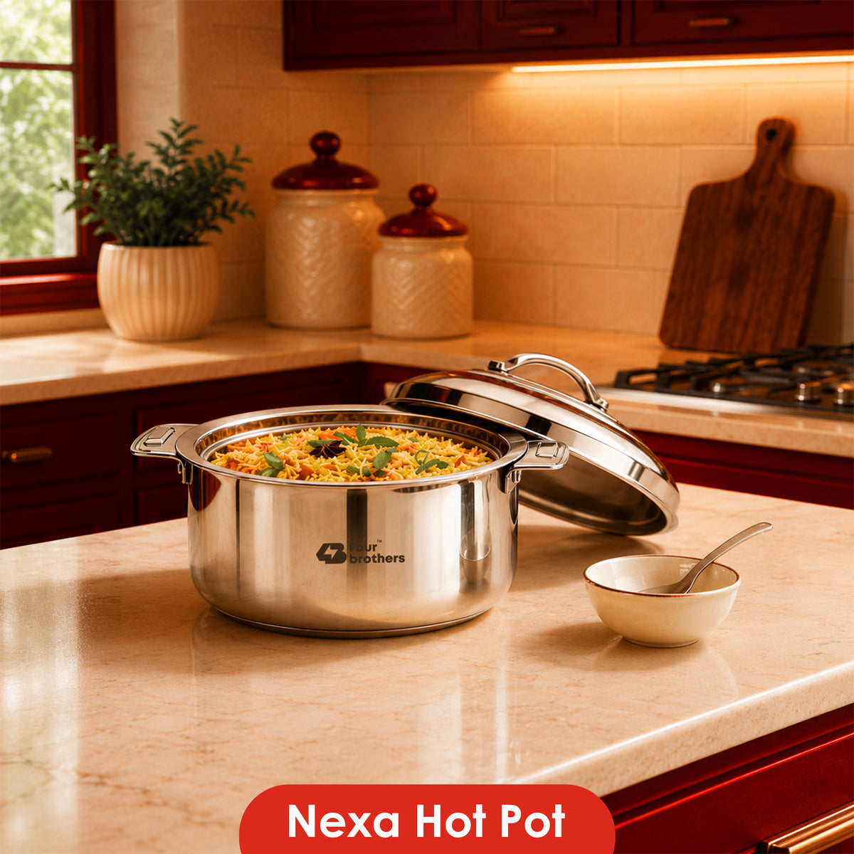 Nexa stainless steel hot pot with insulated casserole interior